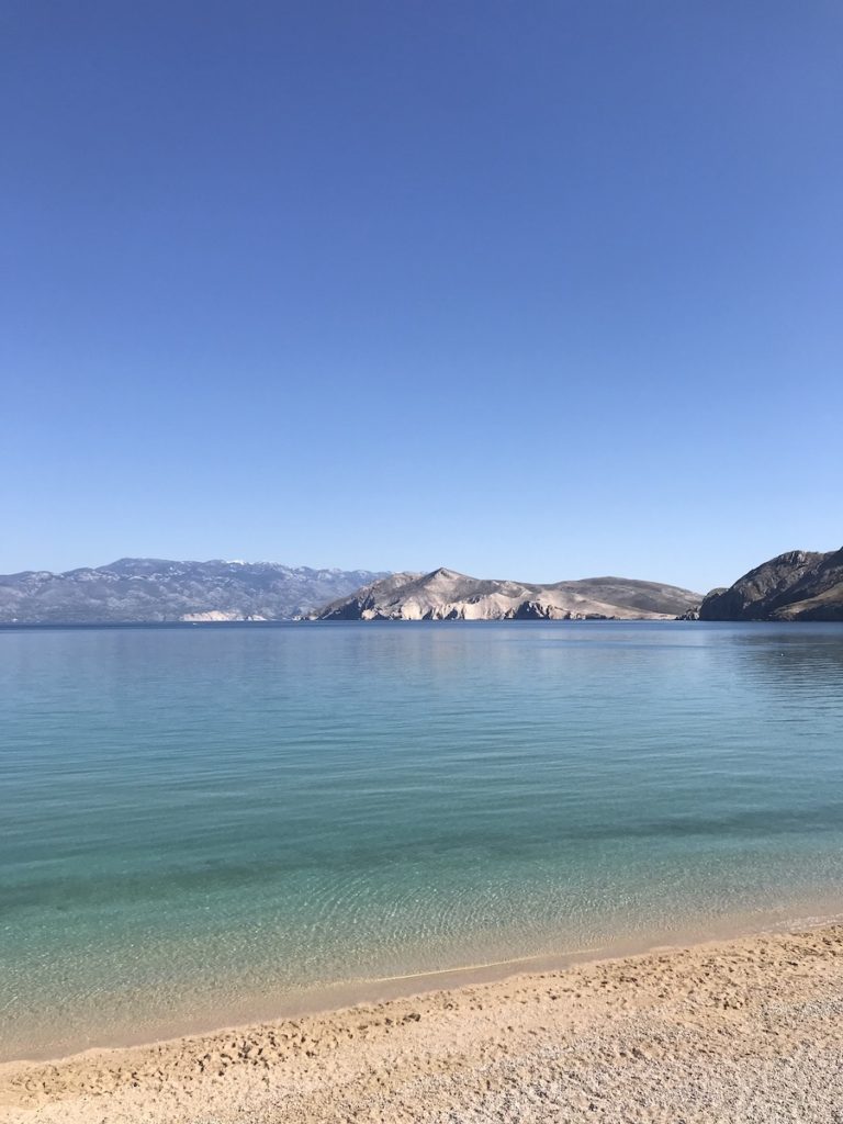 Vela plaža Baška